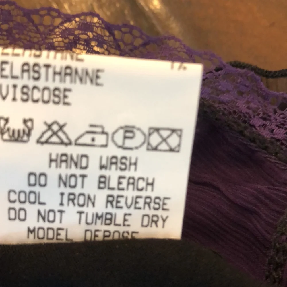 Body Language Tank - Picture 11 of 11